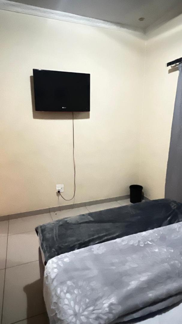 Zakhele Guest House Μανζίνι Εξωτερικό φωτογραφία