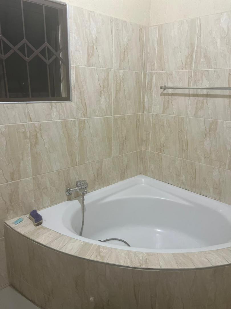 Zakhele Guest House Μανζίνι Εξωτερικό φωτογραφία